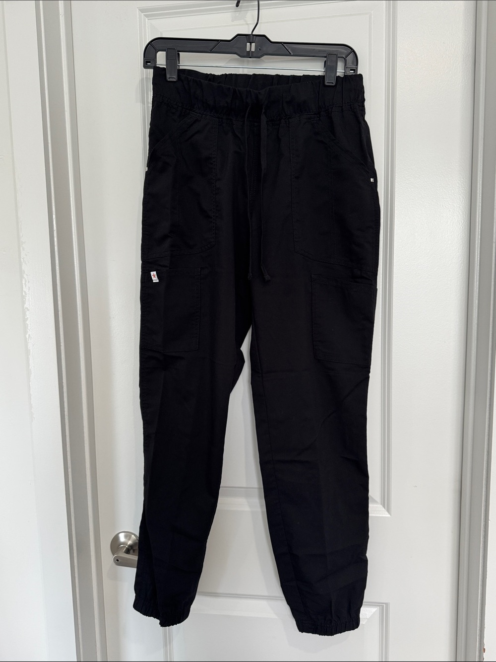 Women’s Black Elastic-Waist Scrub Jogger Pants